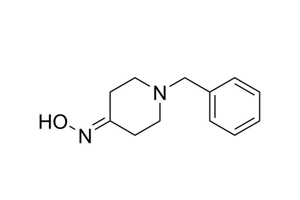 1-benzyl-4-piperidone oxime